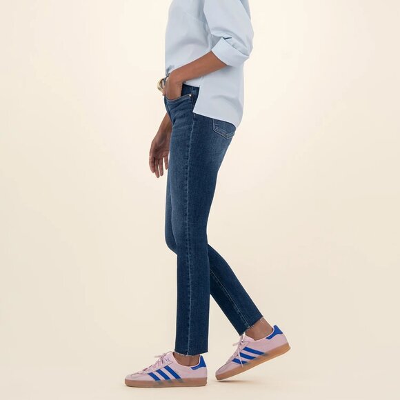 Kut From The Kloth “Rachael Mom Jean” High Rise Distressed Jeans Size 2 - Picture 4 of 14